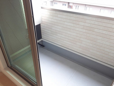 【バルコニー】 | ラフレシールＡ