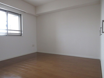 【その他】 | ネバーランド阿倍野西田辺 | 洋室約６．５畳　※前回募集時／２０２２年６月の写真