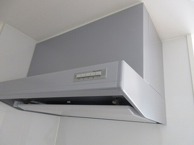 【設備】 | ネバーランド阿倍野西田辺 | レンジフード　※前回募集時／２０２２年６月の写真