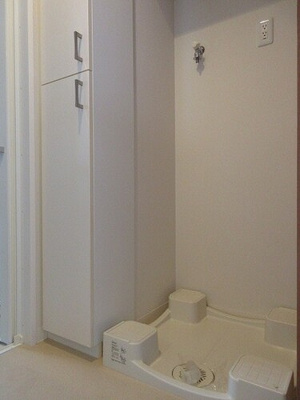 【設備】 | ネバーランド阿倍野西田辺 | 室内洗濯機置場　※前回募集時／２０２２年６月の写真