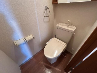 【トイレ】 | ヴィラ・クレスト | トイレ