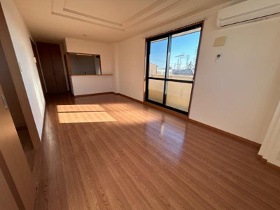 【居間・リビング】 | ヴィラ・クレスト | リビング