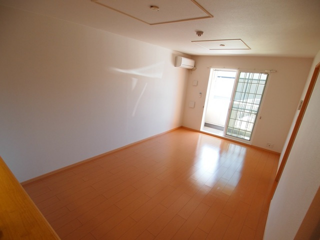 ハイグレースの居間・リビング