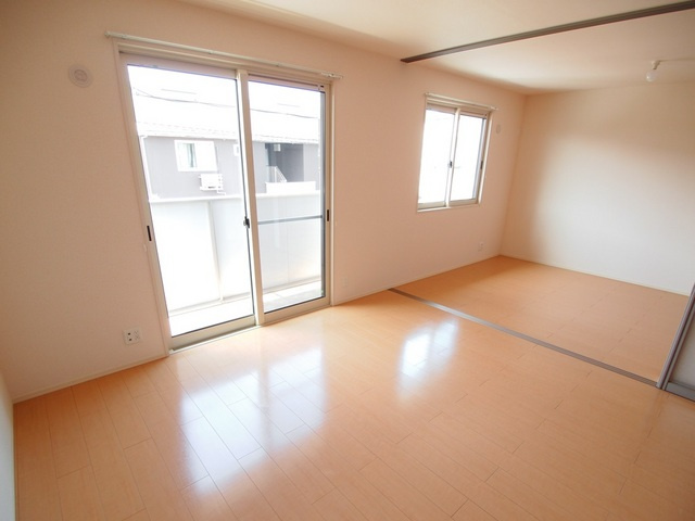 カルチェ赤坂Ａ棟の居間・リビング