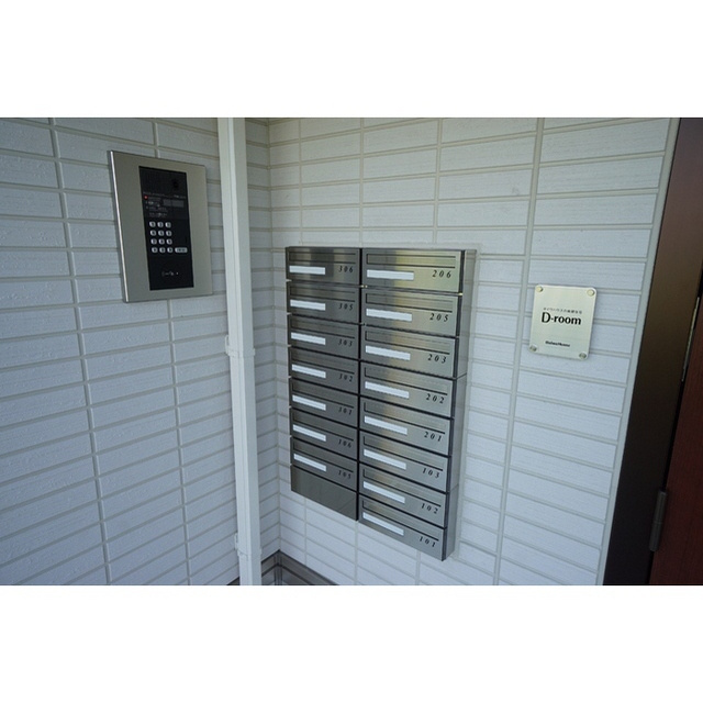 メゾン　ミネットのエントランス