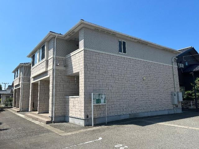 コーポ・シュウの外観|外観写真（昼）