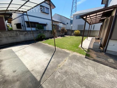 【駐車場】 | 前橋市上新田町中古一戸建て | カーポート付きです。