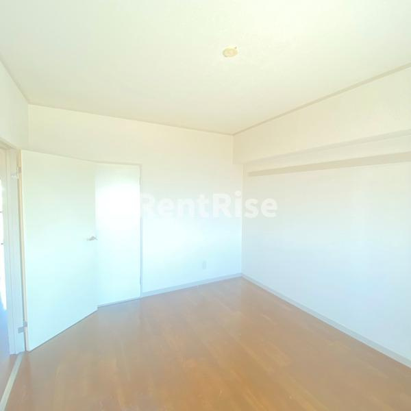 ヴァンコーポ大赤見の寝室