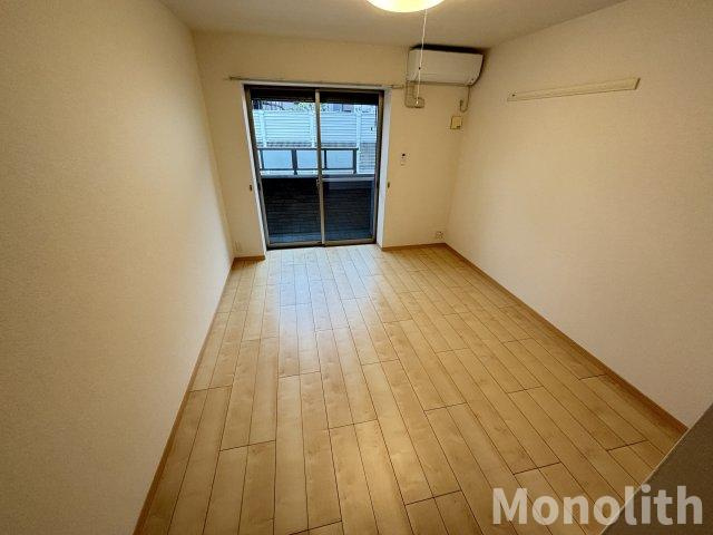 ベアレジデンスの居間・リビング