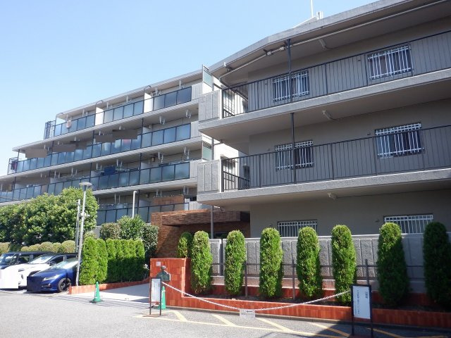 グリーンパーク王子の外観