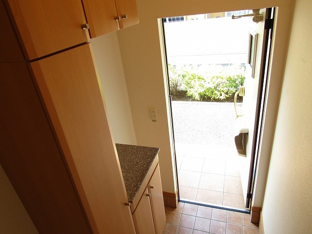 フォーリストBの玄関