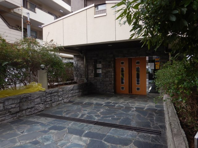 マイキャッスル門前仲町古石場イーストのエントランス