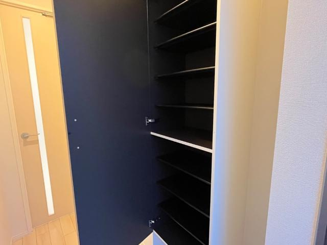 ウエストウイングⅣの収納|下駄箱