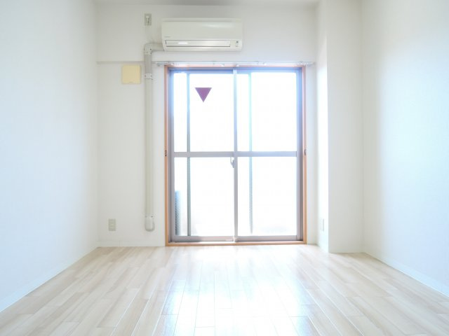 ジュネス京口の外観