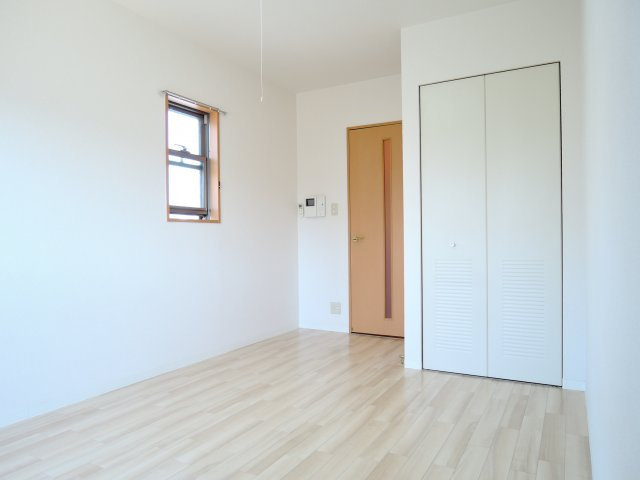 ジュネス京口の浴室