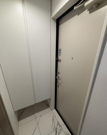 レオーネ早稲田の玄関