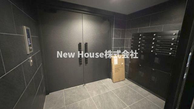 レオーネ早稲田のロビー