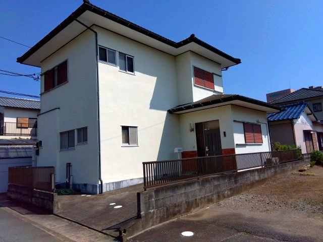 売中古戸建　駿東郡清水町長沢の外観|閑静な住宅地に位置しています。車通りが少なく騒音も気にならない穏やかな環境です。