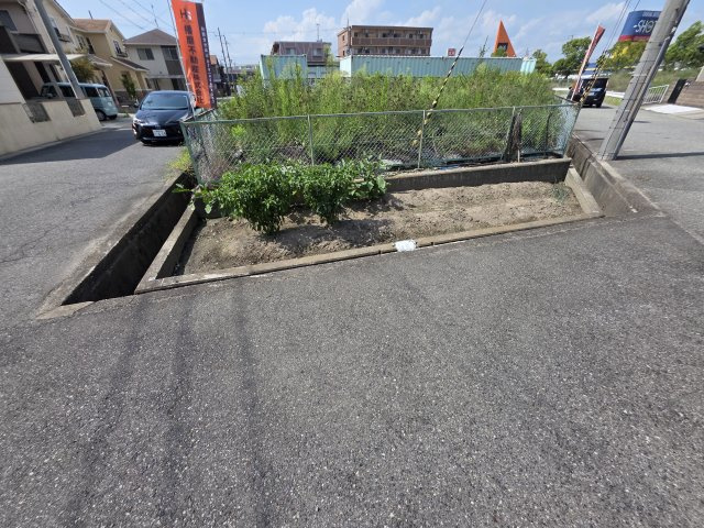 別府町新野辺北町7丁目駐車場用地の外観