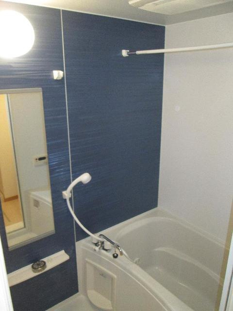 サンクレスト長清水の浴室