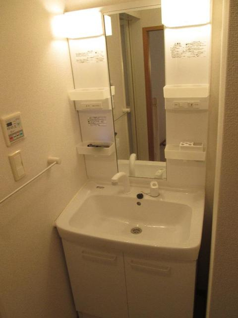 サンクレスト長清水の洗面所