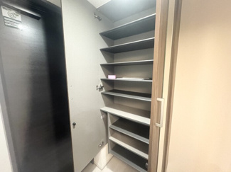 【玄関】 | D-GLANZ宿郷