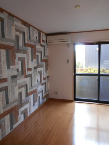 ヴィラ・ファミーユＡの居間・リビング