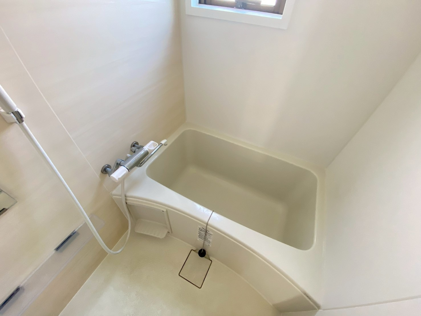 イブサン森孝新田の浴室|ゆっくりお風呂に入って1日の疲れを癒してください♪