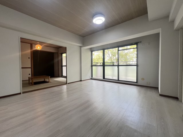 ホーユーパレス神戸塩屋の居間・リビング