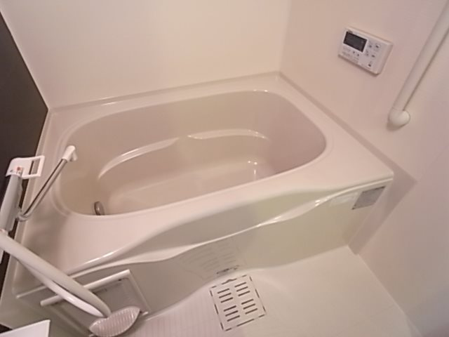 REGALO　PLUSの浴室