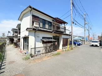 【前面道路含む現地写真】