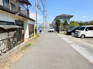 【前面道路含む現地写真】