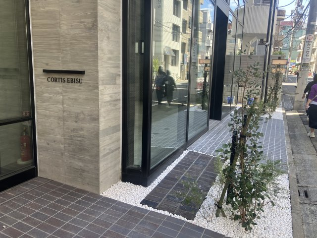 コルティス恵比寿のエントランス