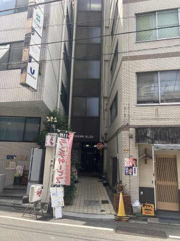 石川ビルの外観