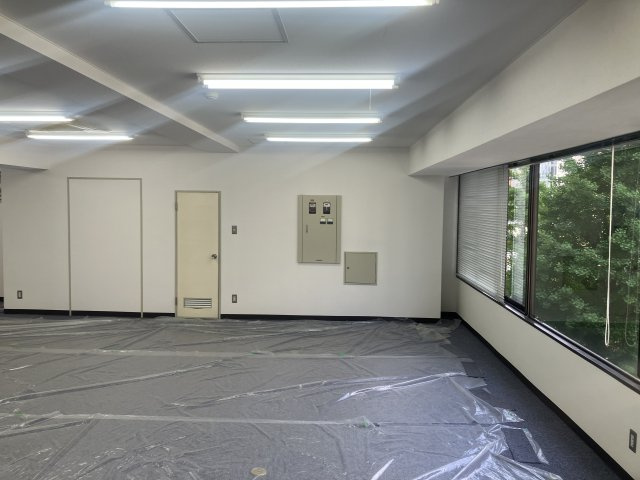 エコー京橋ビルのロビー