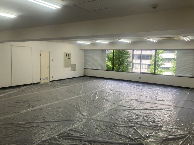エコー京橋ビルのロビー