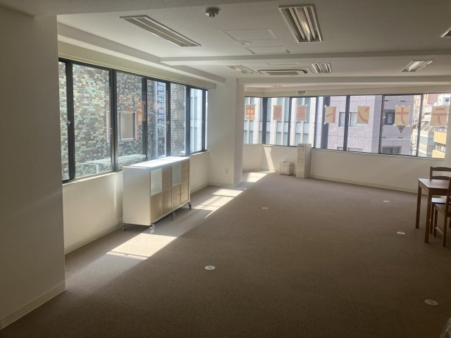 国土淡路町ビルのロビー