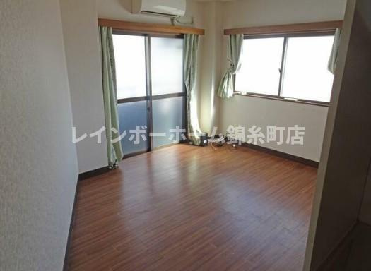 サンハイムの居間・リビング