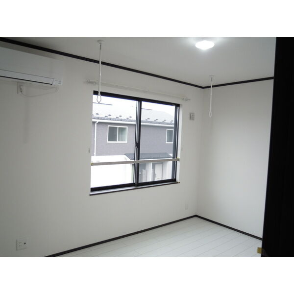 【新築】ニュースカイタウンA棟の居間・リビング