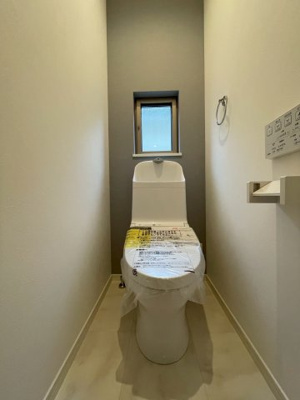 【トイレ】 | 立川市砂川町8丁目 中古戸建【全1棟】