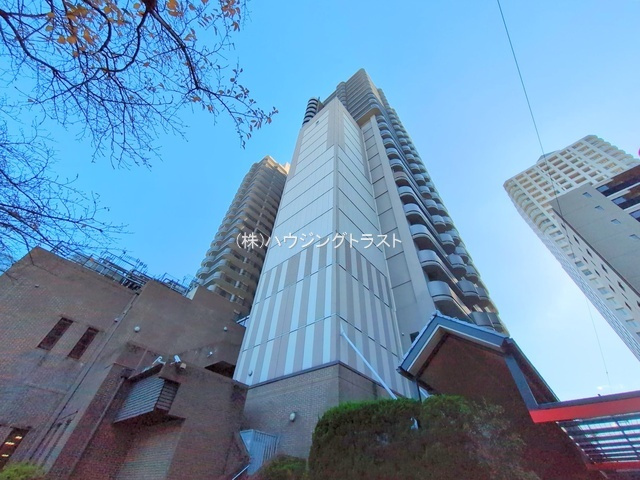 仲介手数料無料　コンセールタワー所沢の外観