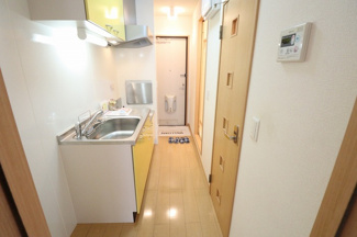 【キッチン】 | ロイヤルハイネス・クィーン