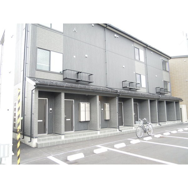 【新築】ニュースカイタウンA棟の駐車場