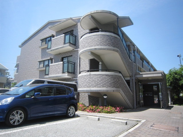 エミグラント野里
