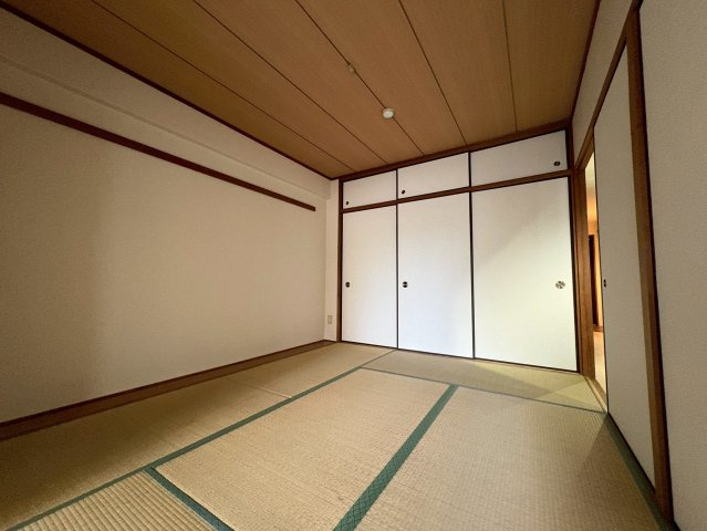 エミグラント野里の和室|ゆったりとくつろげる和室です
