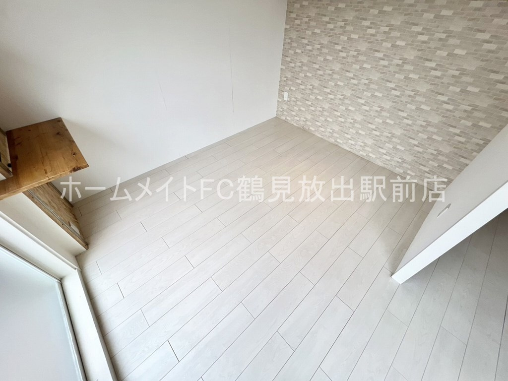 大阪市鶴見区今津中３丁目の賃貸マンションの洋室
