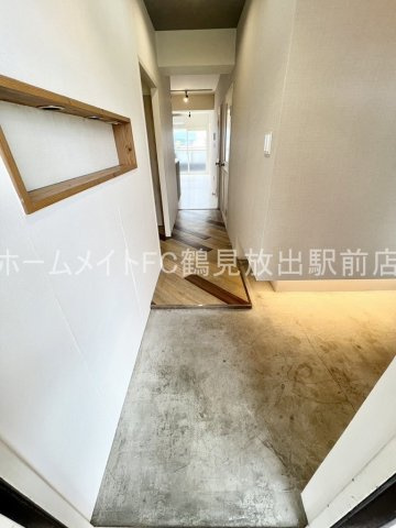 大阪市鶴見区今津中３丁目の賃貸マンションの外観