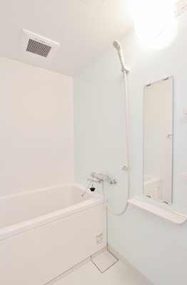 【浴室】 | AVIEW | 日々の疲れを癒すお風呂付です