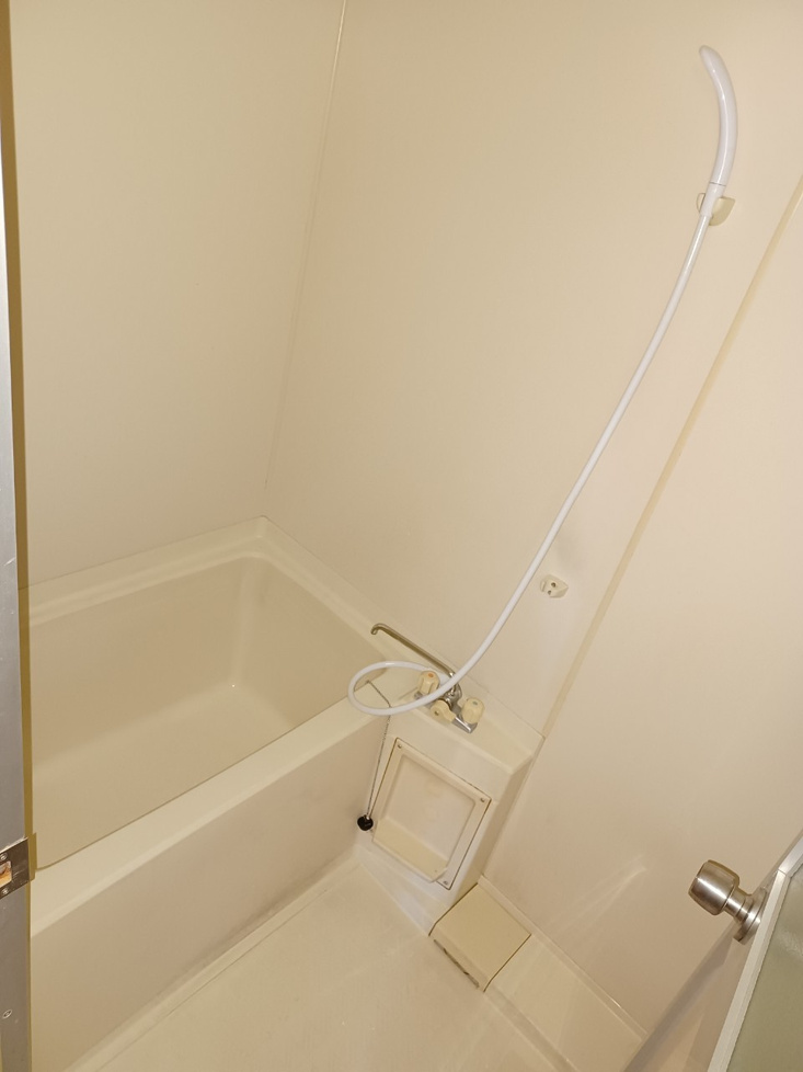 コンパクトで使いやすいお風呂です