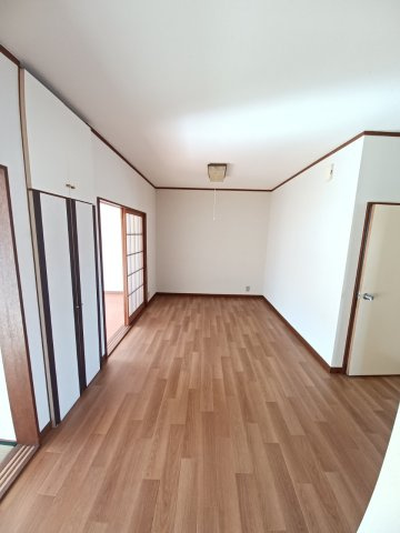 ゆったり過ごせるリビングです